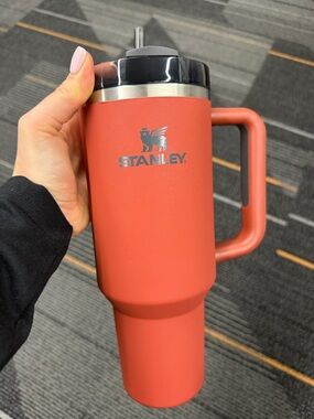 Stanley 40oz cup with Handle and Straw Lid
